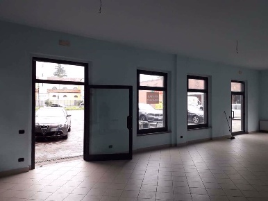 Foto Negozio in Piazza annita bollati 3, Cerro Maggiore Cantalupo di 95 m²