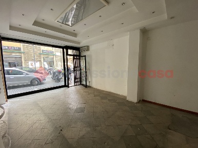 Foto Negozio a Livorno Via Grande - Piazza della Repubblica di 30 m²
