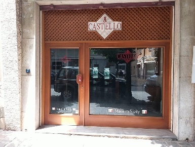 Foto Negozio in Via ROMA 152, Barcellona Pozzo di Gotto Centro di 68 m²
