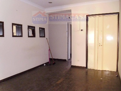 Foto Ufficio a Afragola di 160 m² con 6 locali in affitto