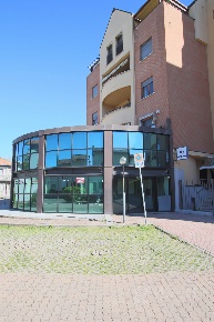 Foto Ufficio in Viale Vittoria 23, Fagnano Olona di 326 m² con 2 locali