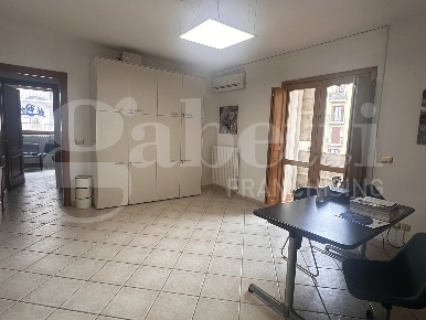 Foto Ufficio in Piazza libertÃ  0, Avellino Centro Storico di 116 m²