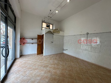 Foto Negozio a Arezzo Saione di 26 m² con 1 locali in affitto