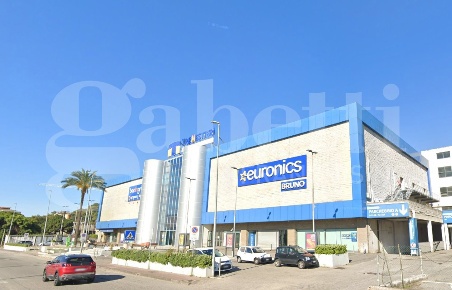 Foto Negozio in Via SS114 KM 6200 Tremestieri snc, Messina di 35 m²
