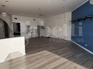Foto Negozio in Viale ANTIUM 7, Anzio Anzio Due di 100 m² con 1 locali