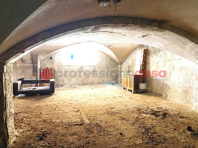 Foto Magazzino a Livorno Quartiere Venezia di 250 m² con 1 locali