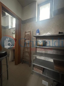 Foto Laboratorio in Via CAMPANA 350, Quarto di 60 m² con 1 locali