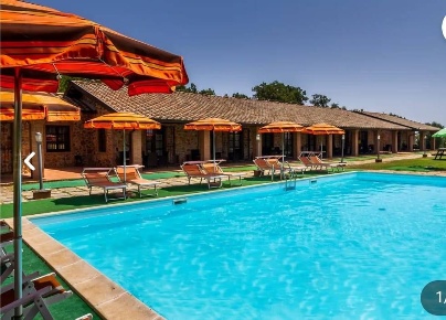 Foto Hotel a Massa Marittima Centro di 350 m² con 17 locali in vendita