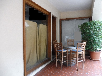 Foto Negozio a Marostica Centro di 25 m² con 2 locali in affitto