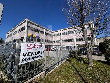 Foto Ufficio in Via del Greto 14, Zola Predosa Zola di 390 m² con 5 locali