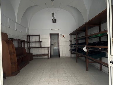 Foto Negozio in Via Roma 93, Capua Centro di 56 m² con 1 locali in affitto