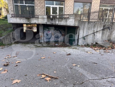 Foto Negozio in Via Appia 0, Atripalda di 300 m² con 2 locali in affitto