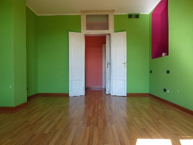 Foto Ufficio in Via Gabba 2, Lodi Centro Storico di 100 m² con 3 locali