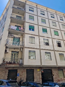 Foto Ufficio in Via San Sebastiano 24, Messina Centro Storico di 241 m²