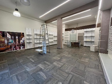 Foto Negozio in DUE GIUGNO, San Severo di 67 m² con 1 locali in affitto