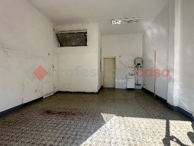 Foto Negozio a Livorno Ardenza di 43 m² con 1 locali in affitto