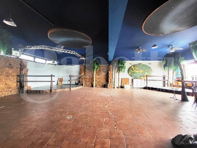 Foto Negozio in Strada Statale 494 Milano-Vigevano snc, Gaggiano di 203 m²