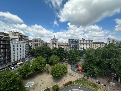 Foto Appartamento in Via Mantegna, Milano Sempione di 51 m² con 2 locali