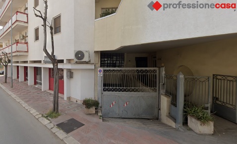 Foto Magazzino in Via La Sorte 3, Grottaglie di 180 m² in vendita