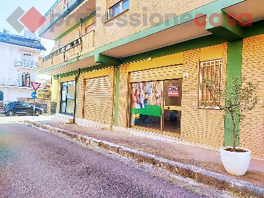Foto Negozio in Via NIGRA 14, Piedimonte San Germano Centro di 43 m²