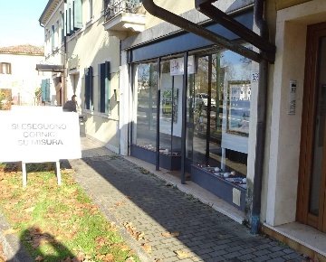 Foto Negozio a Venezia Favorita di 35 m² con 1 locali in vendita