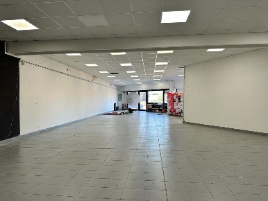 Foto Magazzino in Via NEWTON 70-72, Arezzo Via Fiorentina di 540 m²