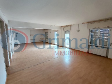 Foto Laboratorio a Corciano Chiugiana La Commenda di 100 m² con 4 locali