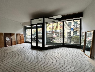 Foto Negozio a Arezzo San Donato - Ospedale di 167 m² con 1 locali