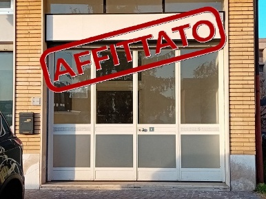 Foto Negozio in Viale risorgimento 73, Pantigliate di 55 m² in affitto