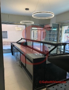 Foto Negozio in Cannaregio, Venezia Santi Apostoli - San Canciano di 50 m²