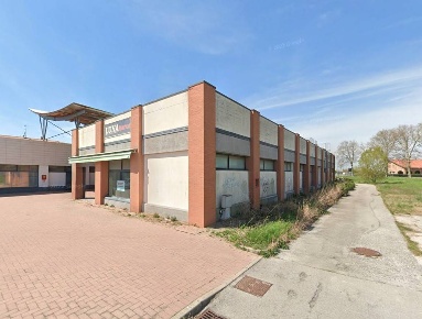 Foto Locale commerciale a Caorle Centro di 790 m² con 5 locali in vendita