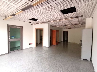 Foto Ufficio a Gazzo Veronese Roncanova di 120 m² con 4 locali in affitto