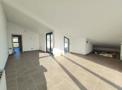 Foto Ufficio in Via Camporcioni 16a, Ponte Buggianese di 90 m² con 3 locali