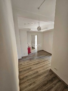 Foto Locale commerciale a La Spezia Limone - Melara di 40 m² con 3 locali