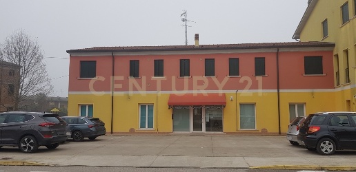 Foto Ufficio in Via Traversa Capitello 12, Concamarise Piazza di 186 m²
