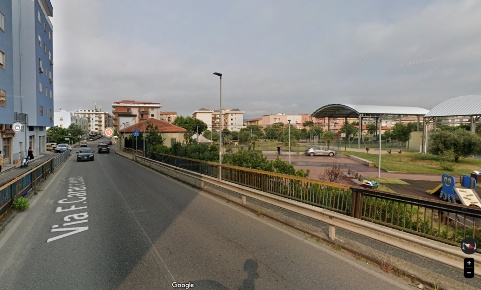 Foto Attività commerciale in Via F.Caracciolo, Catanzaro Catanzaro Lido