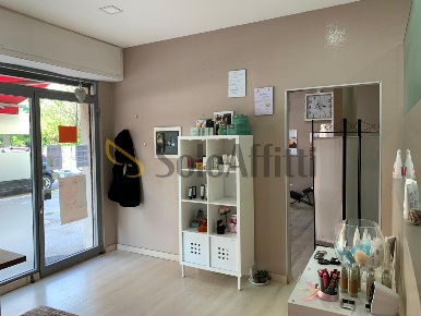 Foto Locale commerciale in Via Francesco Ferrucci, Latina Centro di 50 m²