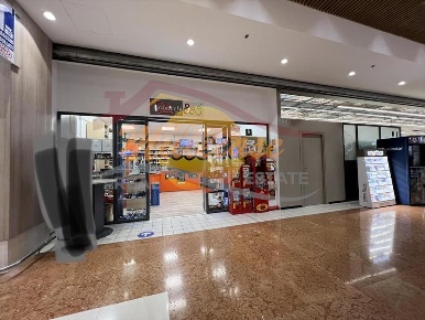 Foto Attività commerciale in CONTRADA SPALLA, Siracusa di 200 m² in vendita