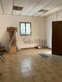 Foto Ufficio in Via Emanuele Filiberto, Latina Centro Storico di 75 m²