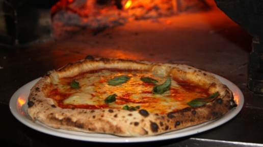 Foto Attività commerciale a Marsala di 200 m² con 4 locali in vendita