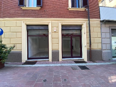 Foto Locale commerciale in Via Giuseppe Mazzini 13/A, Castel San Giovanni