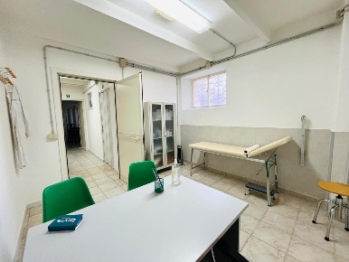 Foto Ufficio a Sassari Porcellana di 150 m² con 8 locali in affitto