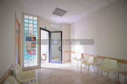 Foto Ufficio in Via Nazzareno Cristofani 1414, Perugia di 75 m² in affitto