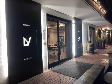 Foto Attività commerciale in VIA CREMONA 1, Soncino Centro di 130 m²