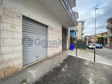 Foto Locale commerciale a Villaricca di 45 m² con 1 locali in affitto