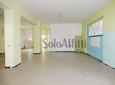 Foto Magazzino a Catanzaro San Leonardo di 225 m² con 1 locali in affitto