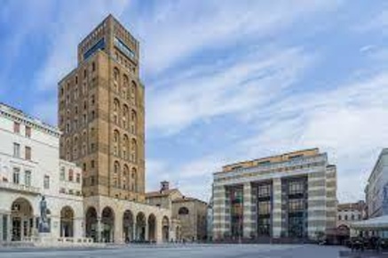 Foto Attività commerciale a Brescia Loggia - Garibaldi di 100 m² in vendita