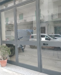 Foto Magazzino in Viale Aldo Moro Trav. Neri R.C, Reggio di Calabria