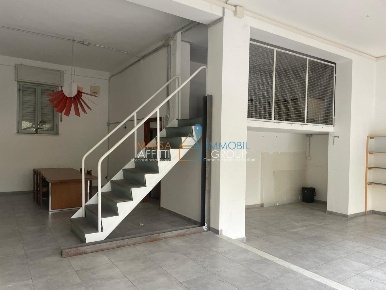 Foto Locale commerciale in Viale Stazione 15, Massa Centro di 86 m²