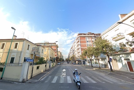 Foto Locale commerciale a Pescara Stadio - Lungomare Colombo di 230 m²